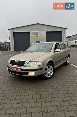 Ліфтбек Skoda Octavia 2005 в Нововолинську
