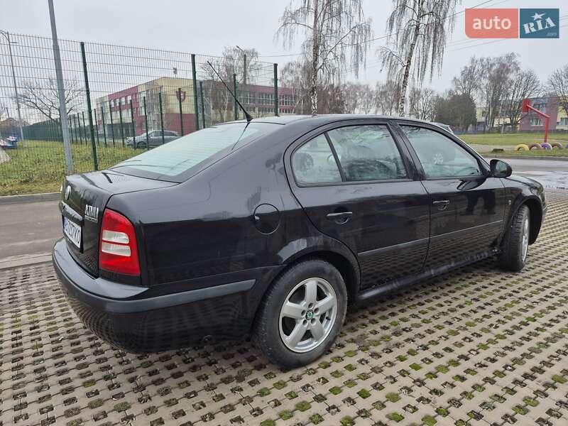 Ліфтбек Skoda Octavia 2010 в Вінниці