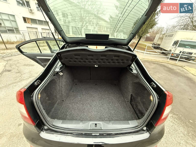 Лифтбек Skoda Octavia 2009 в Виннице