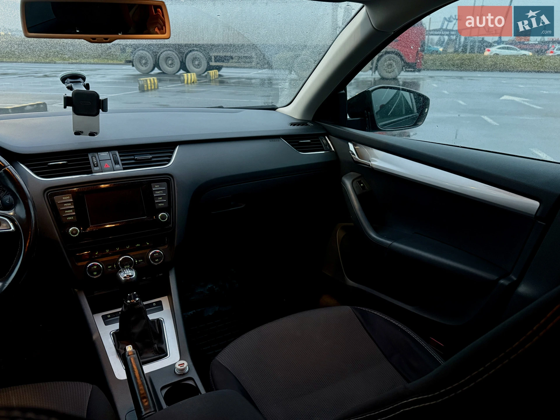 2013 Skoda Octavia - мініатюра 30