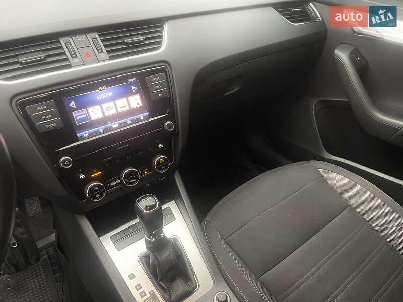 Лифтбек Skoda Octavia 2017 в Киеве