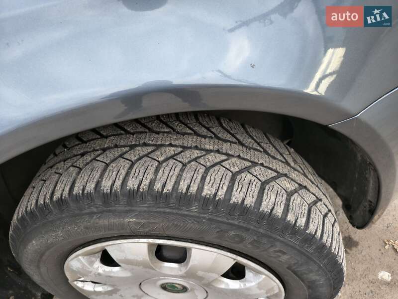 Универсал Skoda Octavia 2003 в Виннице