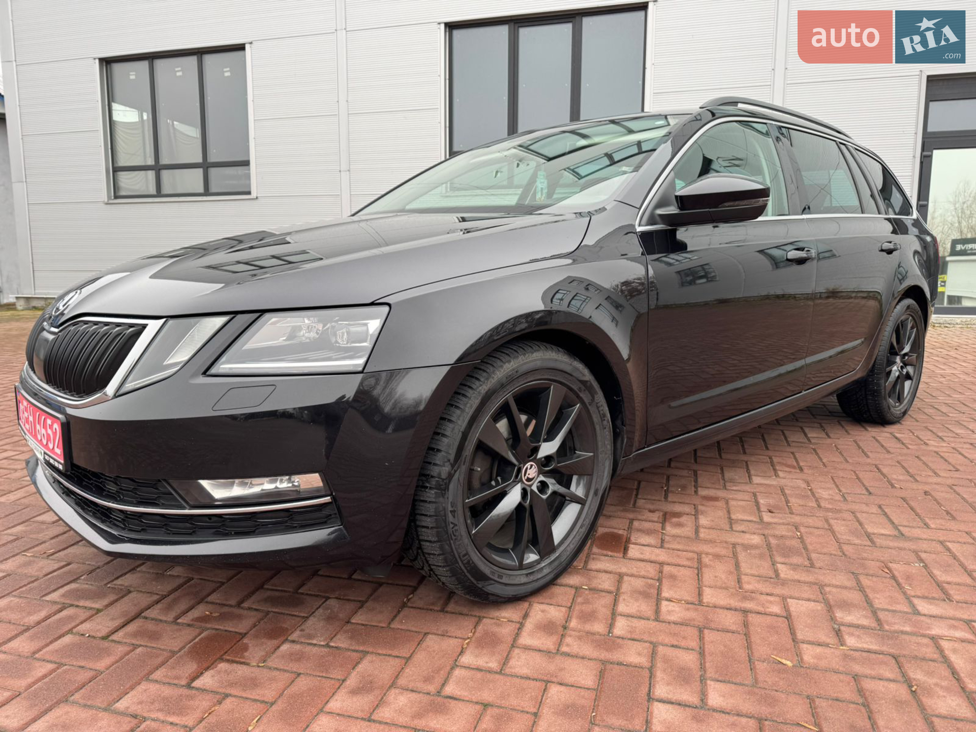 2017 Skoda Octavia - мініатюра 10