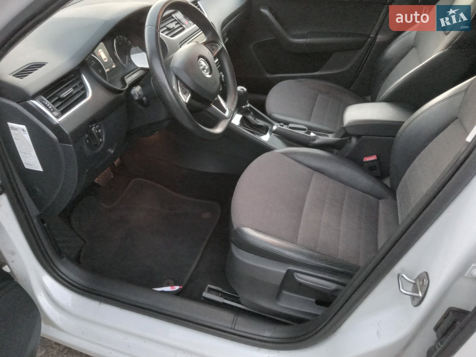 2015 Skoda Octavia - мініатюра 11