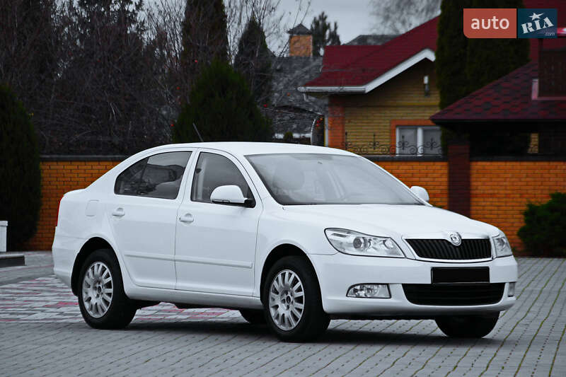 Ліфтбек Skoda Octavia 2012 в Дніпрі