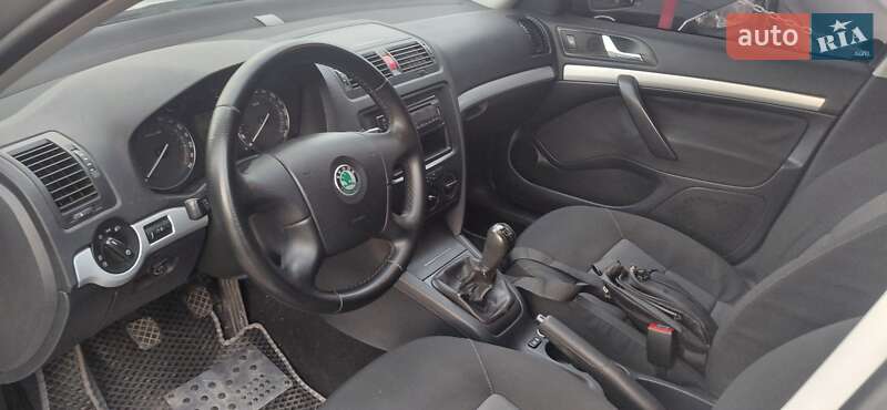 Ліфтбек Skoda Octavia 2007 в Шполі