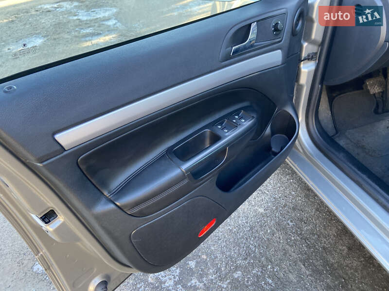 Універсал Skoda Octavia 2010 в Луцьку