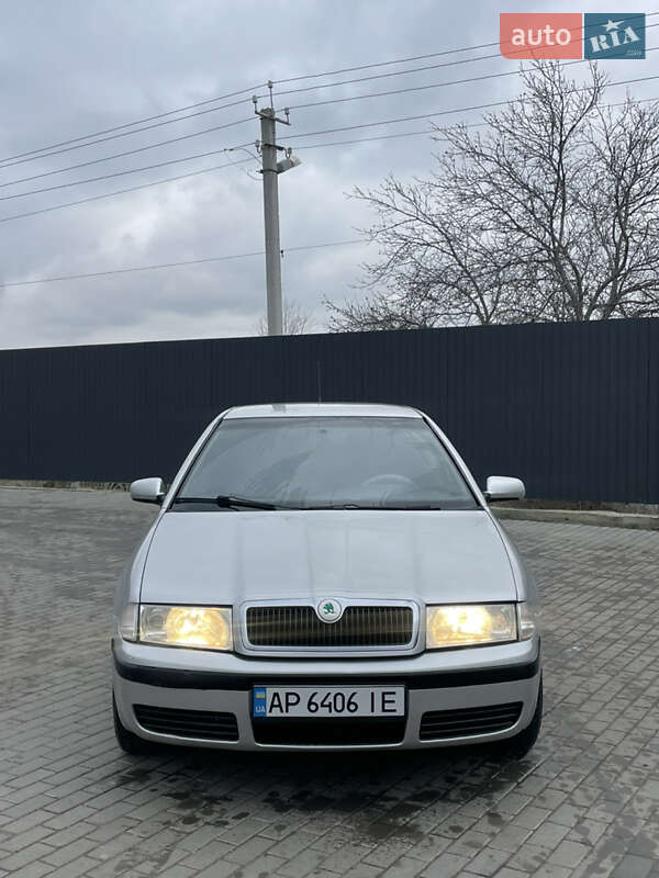 Лифтбек Skoda Octavia 1997 в Черкассах