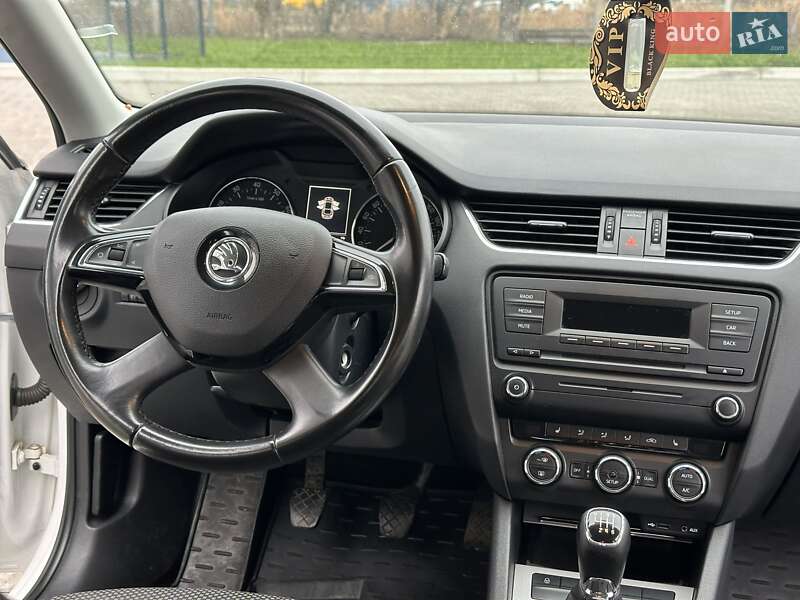 Лифтбек Skoda Octavia 2013 в Кропивницком