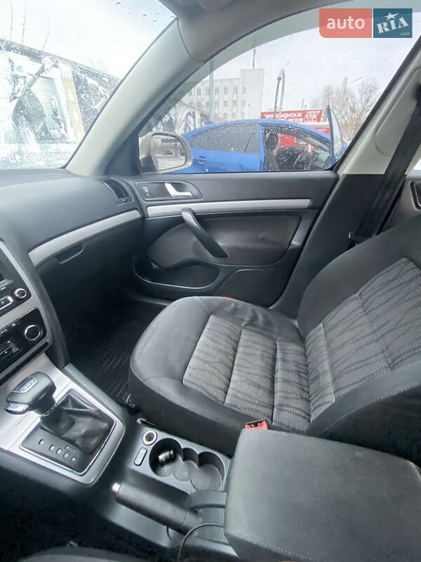 Ліфтбек Skoda Octavia 2010 в Києві