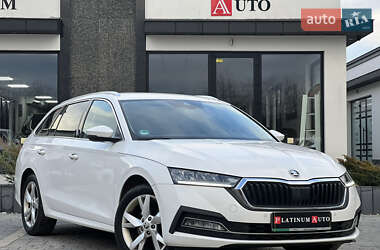Универсал Skoda Octavia 2021 в Ужгороде