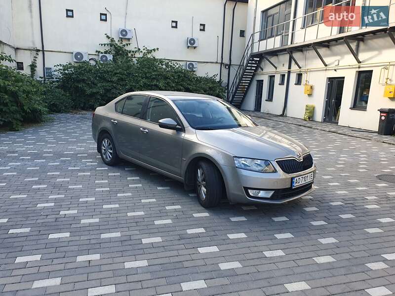 Лифтбек Skoda Octavia 2016 в Тячеве