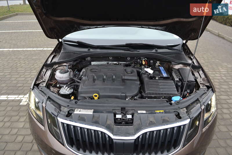 Універсал Skoda Octavia 2019 в Тернополі