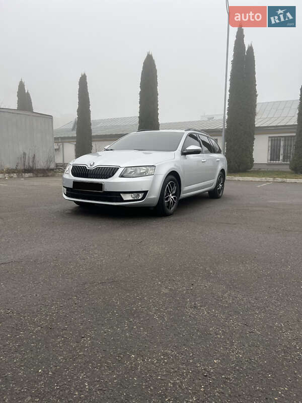 Універсал Skoda Octavia 2015 в Хмельницькому