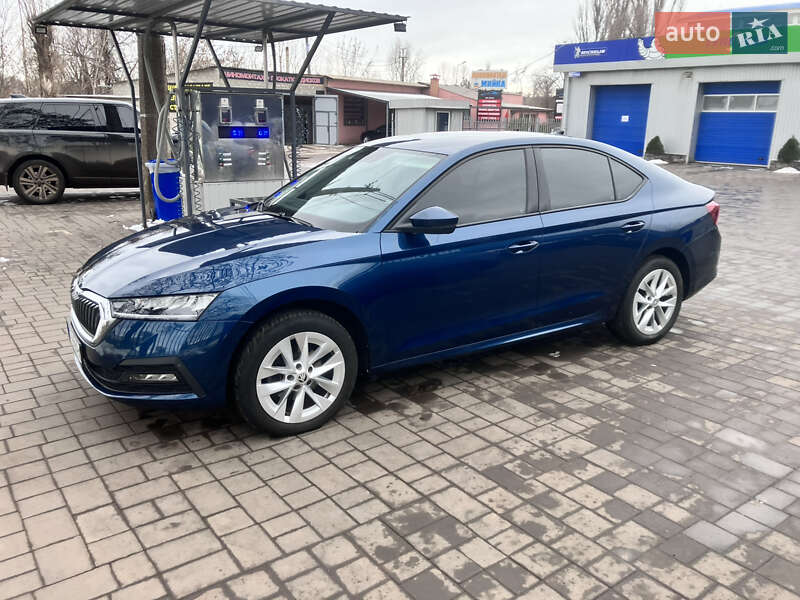 Ліфтбек Skoda Octavia 2021 в Кривому Розі
