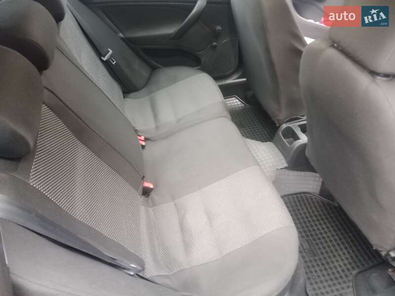 Універсал Skoda Octavia 2009 в Житомирі