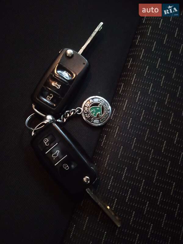 Лифтбек Skoda Octavia 2011 в Самборе