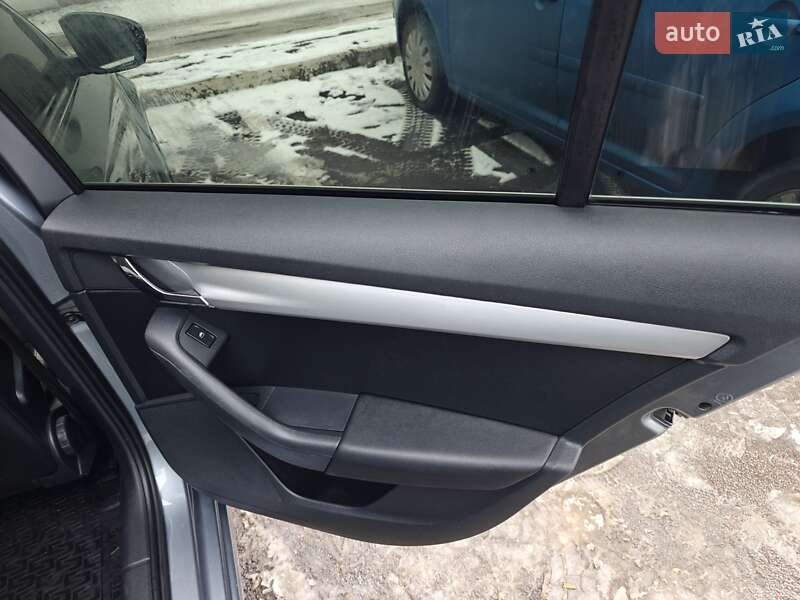 Универсал Skoda Octavia 2013 в Коростене