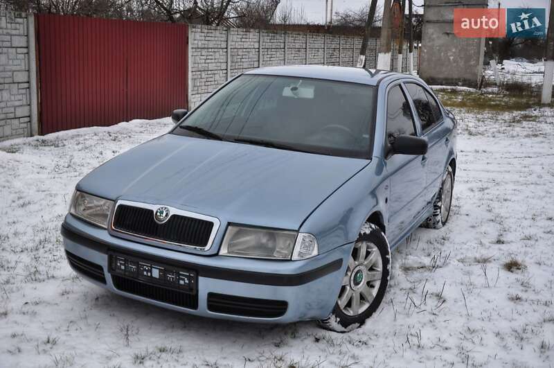 Ліфтбек Skoda Octavia 2003 в Полтаві