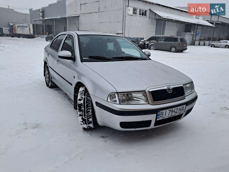 Лифтбек Skoda Octavia 2010 в Полтаве фото 10 Лифтбек Skoda Octavia 2010 в Полтаве