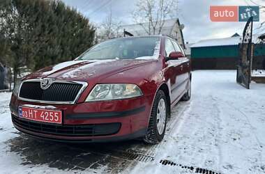 Универсал Skoda Octavia 2006 в Киверцах