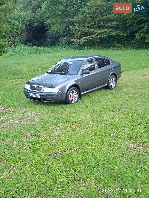 Лифтбек Skoda Octavia 2008 в Ивано-Франковске