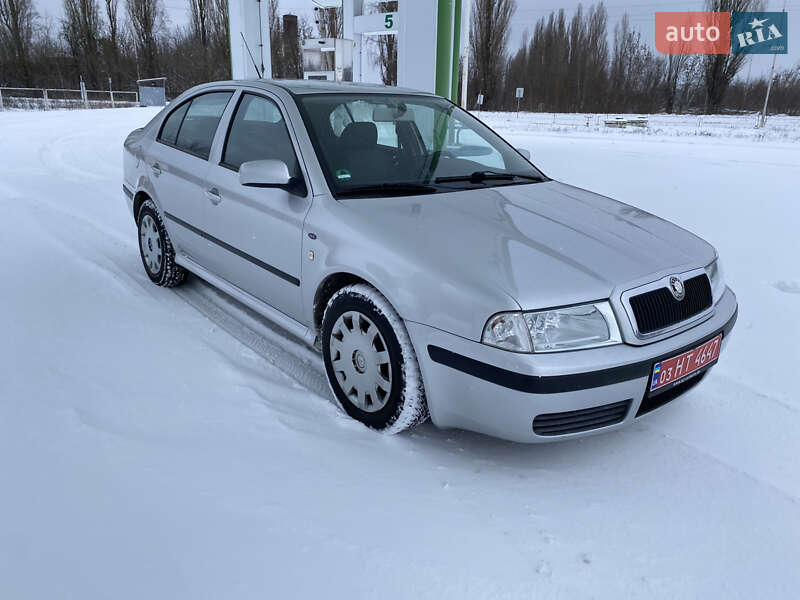 Лифтбек Skoda Octavia 2005 в Ахтырке
