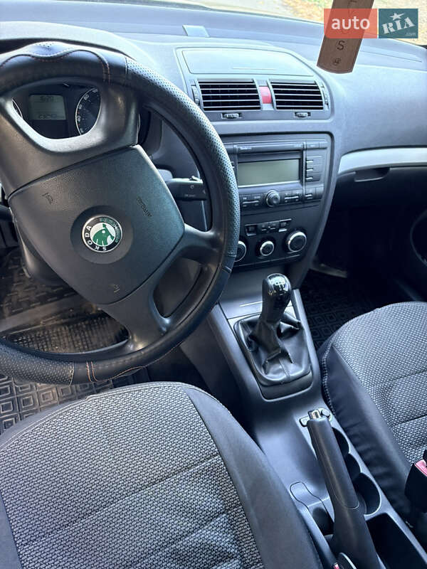 Лифтбек Skoda Octavia 2006 в Глобине