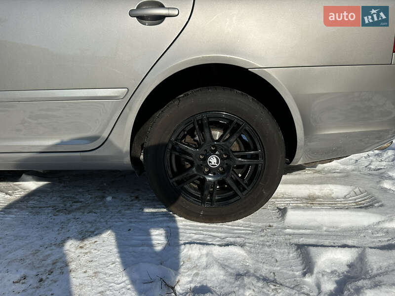 Универсал Skoda Octavia 2009 в Полтаве