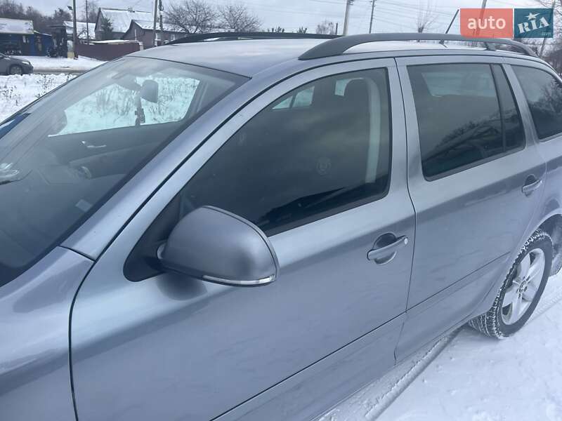 Універсал Skoda Octavia 2011 в Шепетівці