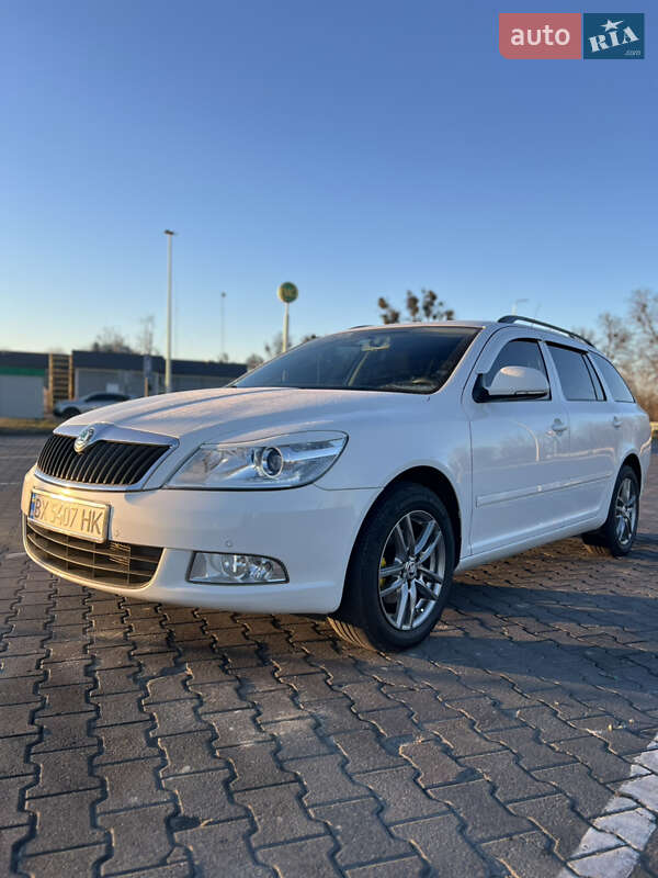 Skoda Octavia 2012 Skoda Octavia 2012