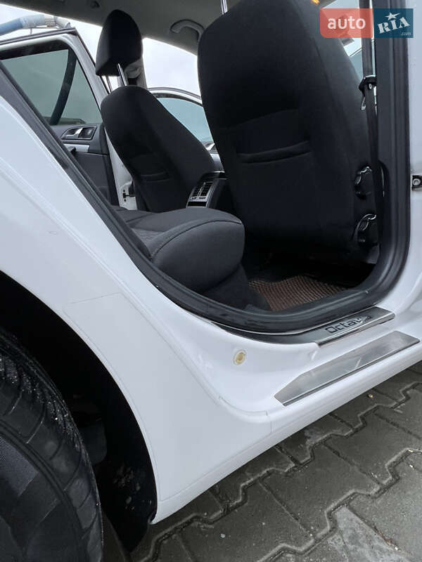 Універсал Skoda Octavia 2012 в Хмельницькому