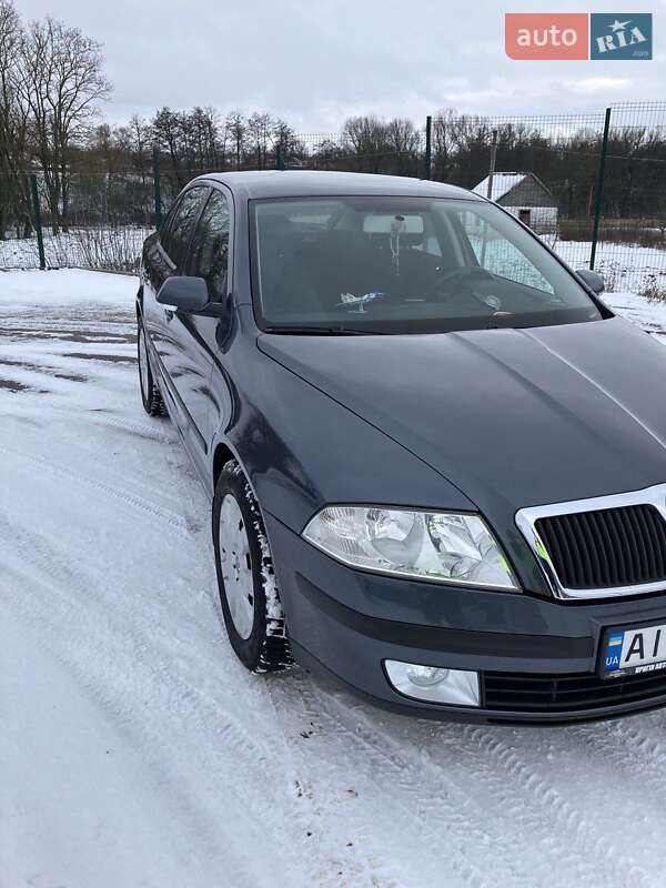Лифтбек Skoda Octavia 2007 в Сквире