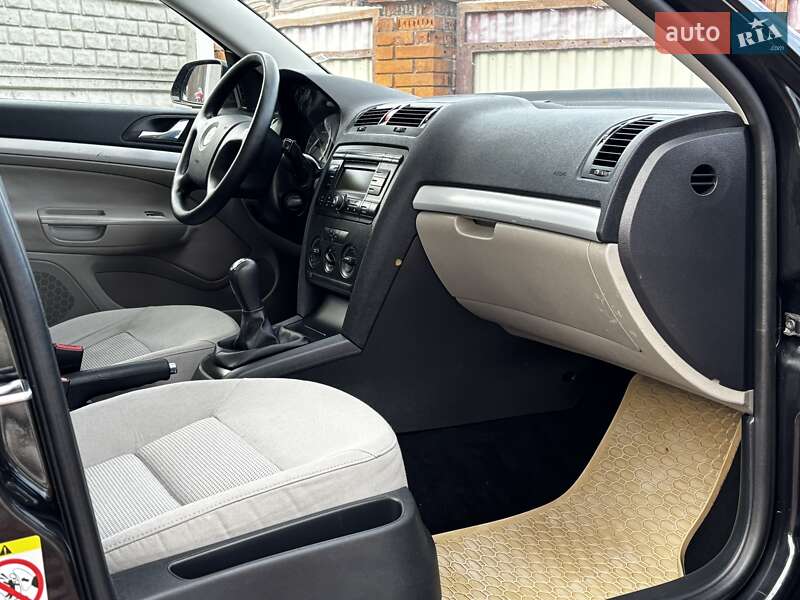 Лифтбек Skoda Octavia 2007 в Дрогобыче