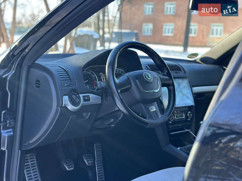 Универсал Skoda Octavia 2011 в Коростене