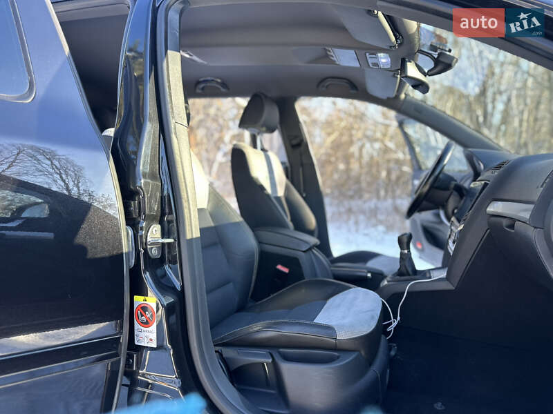 Универсал Skoda Octavia 2011 в Коростене