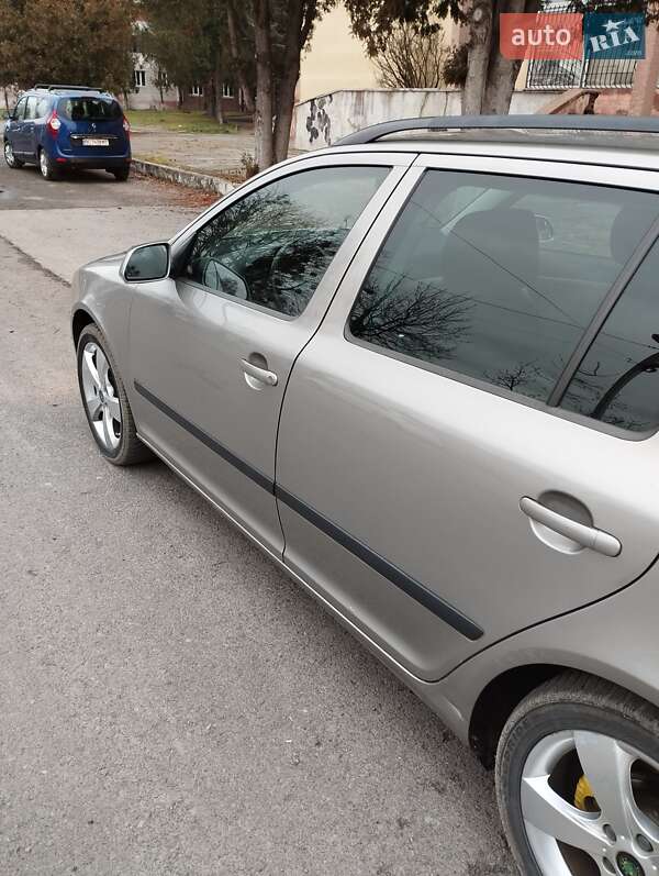 Универсал Skoda Octavia 2007 в Львове