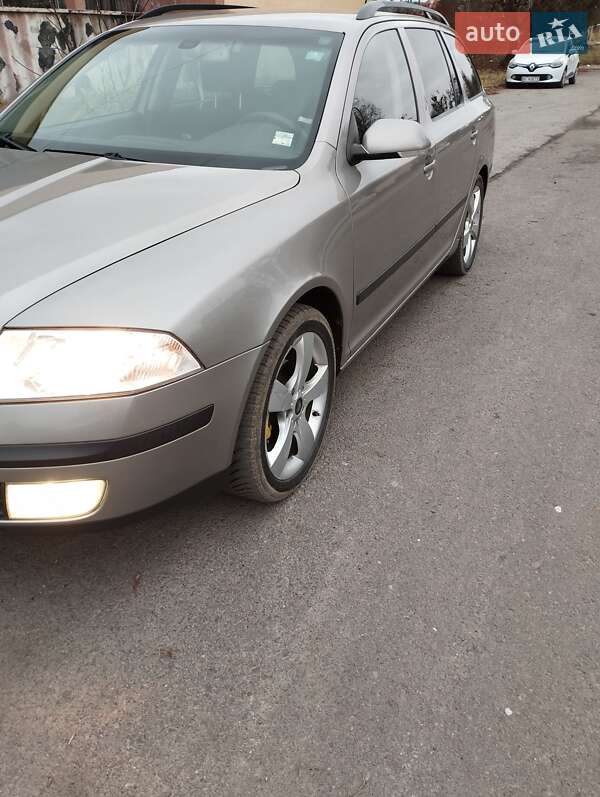 Универсал Skoda Octavia 2007 в Львове