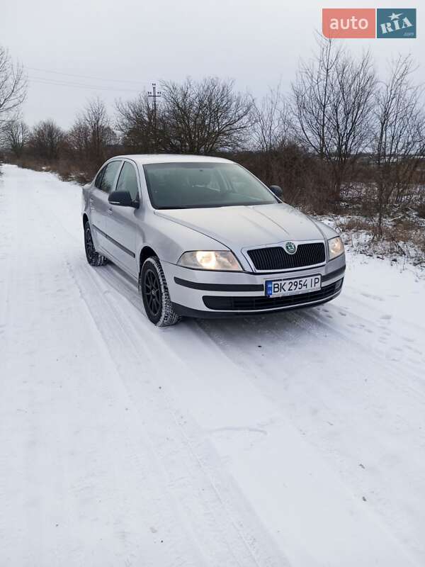 Ліфтбек Skoda Octavia 2011 в Млиніві