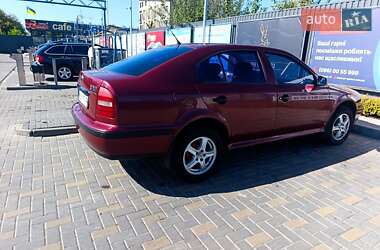 Ліфтбек Skoda Octavia 1998 в Вінниці