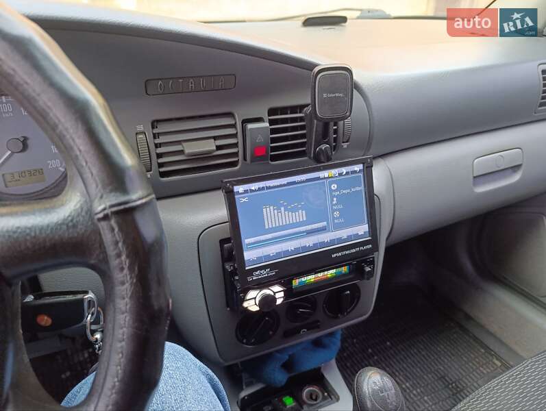 Лифтбек Skoda Octavia 1998 в Виннице