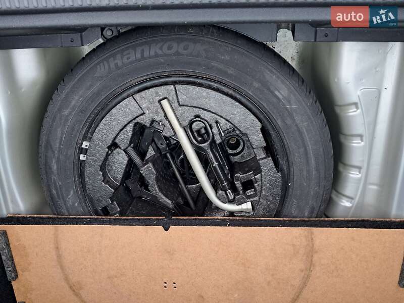 Универсал Skoda Octavia 2016 в Нововолынске