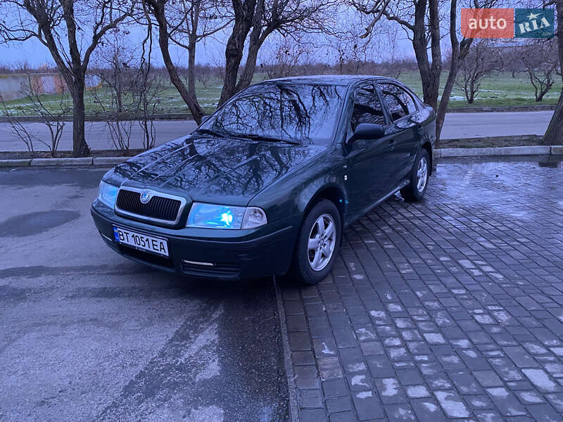 Лифтбек Skoda Octavia 2002 в Херсоне