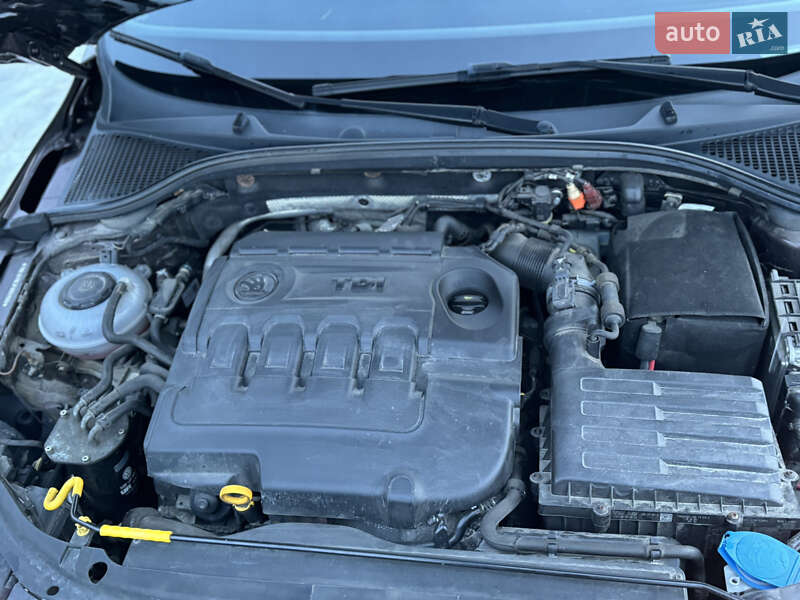 Универсал Skoda Octavia 2014 в Ивано-Франковске