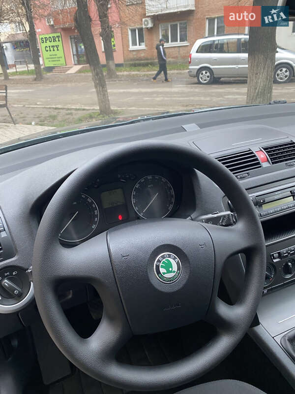 Лифтбек Skoda Octavia 2008 в Ямполе