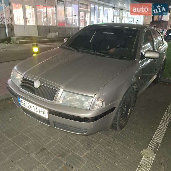 Універсал Skoda Octavia 2003 в Чернівцях