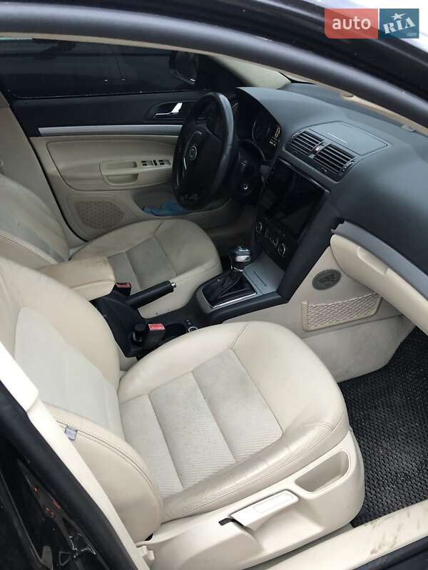 Универсал Skoda Octavia 2009 в Львове фото 6 Универсал Skoda Octavia 2009 в Львове