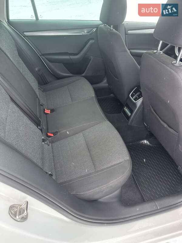 Универсал Skoda Octavia 2019 в Броварах