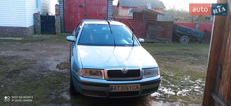 Ліфтбек Skoda Octavia 2003 в Долині