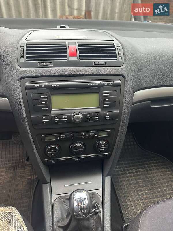 Універсал Skoda Octavia 2005 в Гадячі